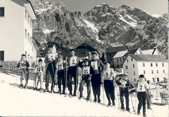  1958. Partenza di gara di sci in Vidrìnos