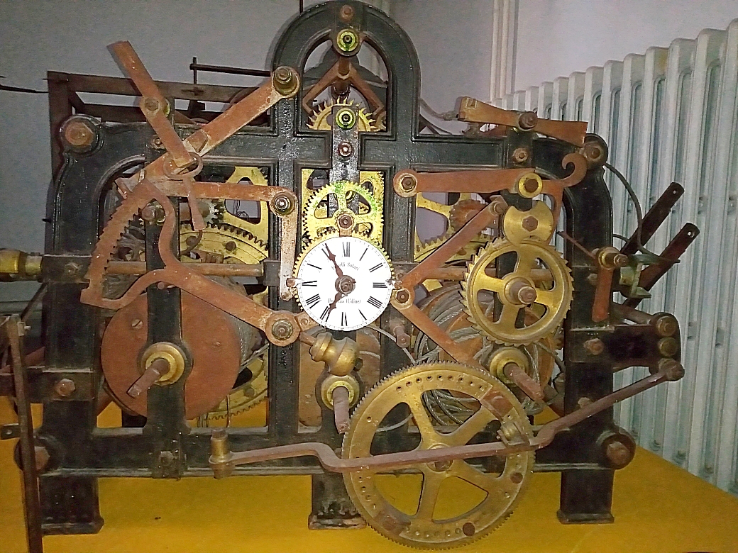 L'ultimo orologio meccanico installato sul campanile della chiesa parrocchiale di Rigolato